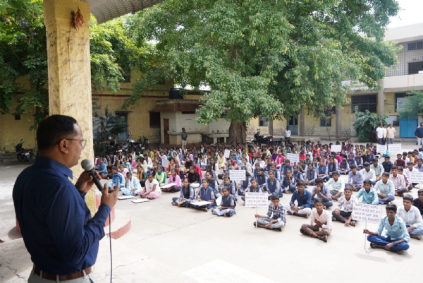 SIR process awareness rally by college student