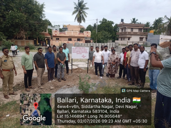 ಬಳ್ಳಾರಿ: ಮುಂದುವರೆದ ಸರ್ಕಾರಿ ಜಾಗ ಒತ್ತುವರಿ ತೆರವು ಕಾರ್ಯಾಚರಣೆ ಬಳ್ಳಾರಿ: ಮುಂದುವರೆದ ಸರ್ಕಾರಿ ಜಾಗ ಒತ್ತುವರಿ ತೆರವು ಕಾರ್ಯಾಚರಣೆ