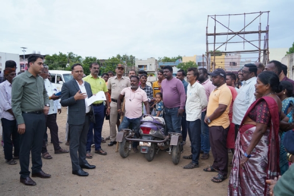 ಬಳ್ಳಾರಿಯ ಶ್ರೀರಾಂಪುರ ಕಾಲೋನಿಯ ಸರ್ಕಾರಿ ಶಾಲೆಗೆ ಜಿಲ್ಲಾಧಿಕಾರಿ ಭೇಟಿ ಬಳ್ಳಾರಿಯ ಶ್ರೀರಾಂಪುರ ಕಾಲೋನಿಯ ಸರ್ಕಾರಿ ಶಾಲೆಗೆ ಜಿಲ್ಲಾಧಿಕಾರಿ ಭೇಟಿ