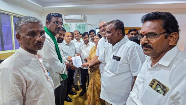ಕೊಪ್ಪಳ : 11-ಎ ವಿತರಣಾ ಕಾಲುವೆವರೆಗೆ ನೀರು ಹರಿಸಲು ಜಿಲ್ಲಾಧಿಕಾರಿಗಳಿಗೆ ಮನವಿ.