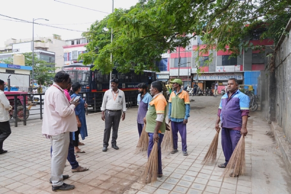 Shivajinagar Footpath