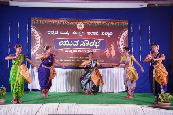 ಕಲೆ, ಕ್ರೀಡೆಗೆ ಹೆಚ್ಚಿನ ಆದ್ಯತೆ ನೀಡಿ: ಸಾಧನೆ ಸಾಧ್ಯ – ಮೇಯರ್ ಪಿ.ಗಾದೆಪ್ಪ ಕಲೆ, ಕ್ರೀಡೆಗೆ ಹೆಚ್ಚಿನ ಆದ್ಯತೆ ನೀಡಿ: ಸಾಧನೆ ಸಾಧ್ಯ – ಮೇಯರ್ ಪಿ.ಗಾದೆಪ್ಪ