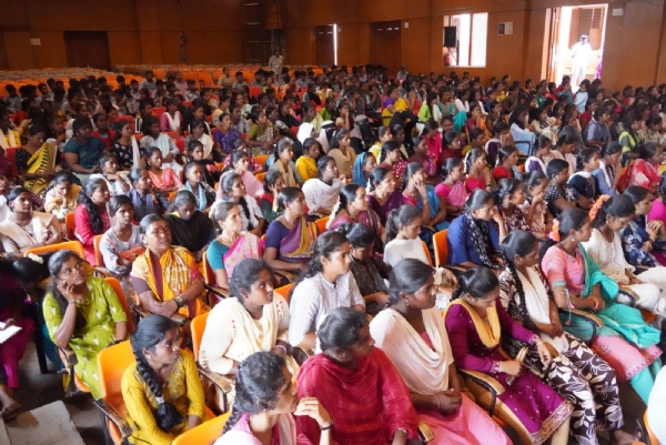 ಬಾಲ್ಯ ವಿವಾಹ ಆತಂಕಕಾರಿ, ಮದುವೆಗೆ ದೈಹಿಕ ಮಾನಸಿಕ ಪಕ್ವತೆ ಅಗತ್ಯ: ನ್ಯಾಯಾಧೀಶ ಸಿದ್ಧಲಿಂಗ ಪ್ರಭು ಬಾಲ್ಯ ವಿವಾಹ ಆತಂಕಕಾರಿ, ಮದುವೆಗೆ ದೈಹಿಕ ಮಾನಸಿಕ ಪಕ್ವತೆ ಅಗತ್ಯ: ನ್ಯಾಯಾಧೀಶ ಸಿದ್ಧಲಿಂಗ ಪ್ರಭು