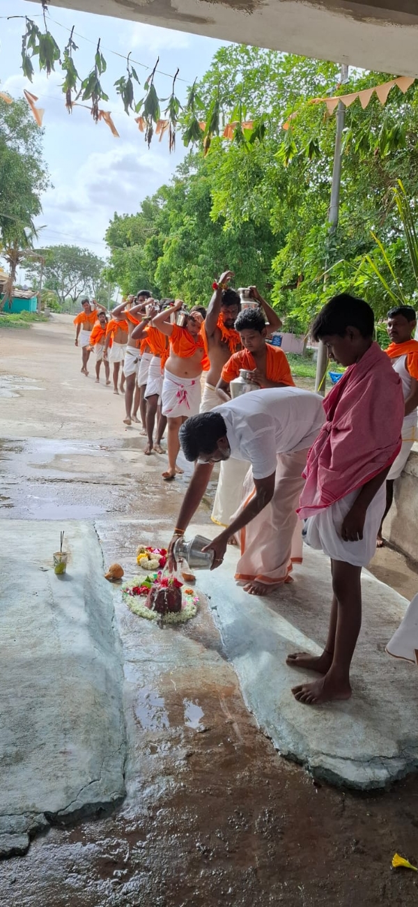 Special puja, bhajans held in Banapur for rain Special puja, bhajans held in Banapur for rain