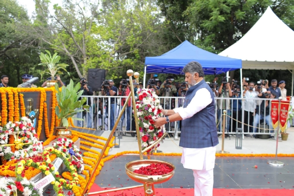 cm-dk-shivakumar