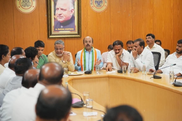 DrYatheendraSiddaramaiah