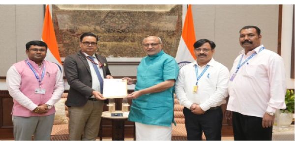 ಮತದಾರರ ಪಟ್ಟಿ ಪರಿಷ್ಕರಣೆ: ಉಪರಾಷ್ಟ್ರಪತಿ ಸಿ.ಪಿ. ರಾಧಾಕೃಷ್ಣನ್ ಗಣನಾ ನಮೂನೆ ಸಲ್ಲಿಕೆ