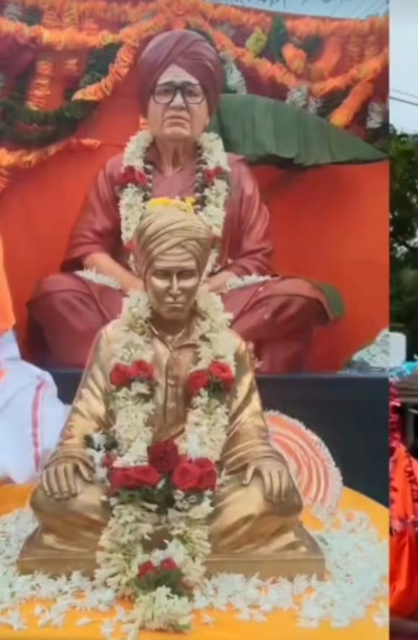 ಪ್ರತಿಯೊಬ್ಬರೂ ಋಣ ಸಂದಾಯ ಮಾಡಲೇಬೇಕು : ಕೊಟ್ಟೂರು ಬಸವಲಿಂಗ ಮಹಾಸ್ವಾಮಿಗಳು ಪ್ರತಿಯೊಬ್ಬರೂ ಋಣ ಸಂದಾಯ ಮಾಡಲೇಬೇಕು : ಕೊಟ್ಟೂರು ಬಸವಲಿಂಗ ಮಹಾಸ್ವಾಮಿಗಳು