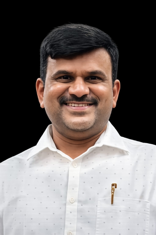 Congratulatory ceremony for government employees on July 11 in Bengaluru Congratulatory ceremony for government employees on July 11 in Bengaluru
