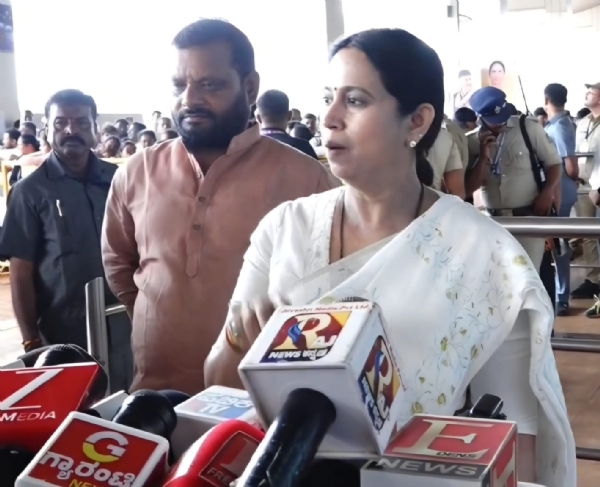 ಬೆಳಗಾವಿಯಲ್ಲಿ ಮಾಧ್ಯಮಗಳಿಗೆ ಮಾತನಾಡಿದ ಹೆಬ್ಬಾಳಕರ್ ಬೆಳಗಾವಿಯಲ್ಲಿ ಮಾಧ್ಯಮಗಳಿಗೆ ಮಾತನಾಡಿದ ಹೆಬ್ಬಾಳಕರ್