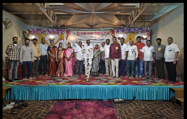 ಬಳ್ಳಾರಿ : ಬಲಿಜ ವಿದ್ಯಾರ್ಥಿಗಳ ಪ್ರತಿಭಾ ಪುರಸ್ಕಾರ ಬಳ್ಳಾರಿ : ಬಲಿಜ ವಿದ್ಯಾರ್ಥಿಗಳ ಪ್ರತಿಭಾ ಪುರಸ್ಕಾರ