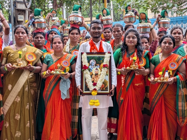 ಶಿವಸಿಂಪಿ ಸಮಾಜ ಬೇಡುವ ಸಮಾಜವಲ್ಲ : ಸಿ.ವಿ. ಚಂದ್ರಶೇಖರ್ ಶಿವಸಿಂಪಿ ಸಮಾಜ ಬೇಡುವ ಸಮಾಜವಲ್ಲ : ಸಿ.ವಿ. ಚಂದ್ರಶೇಖರ್