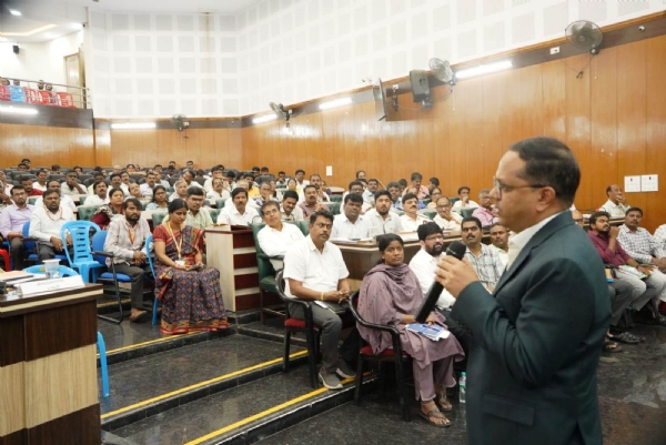 ಗುಣಮಟ್ಟದ ಜನಸೇವೆಗೆ ಜಿಲ್ಲಾಧಿಕಾರಿ ಕೆ. ನಾಗೇಂದ್ರ ಪ್ರಸಾದ್ ಕಟ್ಟುನಿಟ್ಟಿನ ಸೂಚನೆ