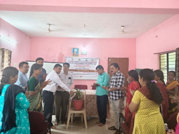 ಉದ್ಯಮ ಸ್ಥಾಪಿಸಿ ಆರ್ಥಿಕ ಸ್ವಾವಲಂಬಿಯಾಗಿ