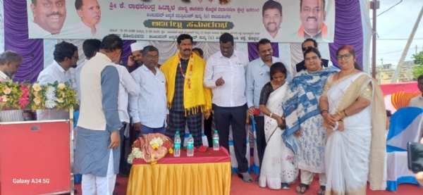 ಕೊಪ್ಪಳ : ಅಲ್ಪಸಂಖ್ಯಾತರ ನೂತನ ಕಾಲೇಜು ಸ್ಥಾಪನೆ : ಶಾಸಕರಿಗೆ ಸನ್ಮಾನ