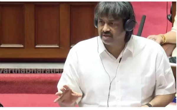 ಮಕ್ಕಳಿಗೆ ಶೂ-ಸಾಕ್ಸ್ ವಿತರಣೆ ಪೂರ್ಣ