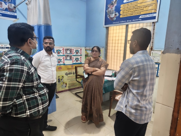 ತೋರಣಗಲ್ಲು : ಸಮುದಾಯ ಆರೋಗ್ಯ ಕೇಂದ್ರಕ್ಕೆ ಡಿಎಚ್ಒ ಭೇಟಿ