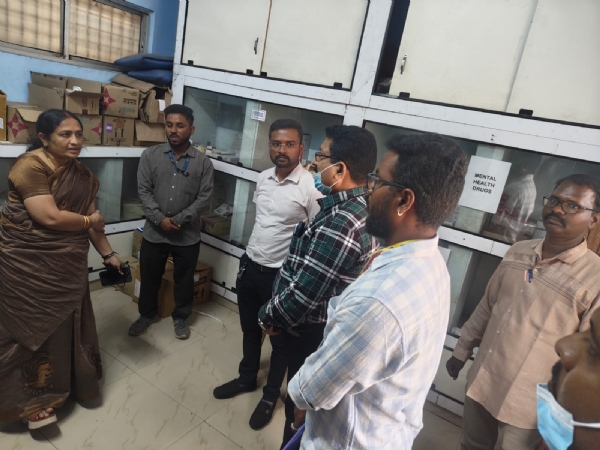 ತೋರಣಗಲ್ಲು : ಸಮುದಾಯ ಆರೋಗ್ಯ ಕೇಂದ್ರಕ್ಕೆ ಡಿಎಚ್ಒ ಭೇಟಿ
