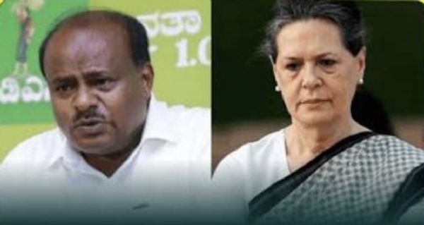 Sonia-Gandhi-Kumaraswamy