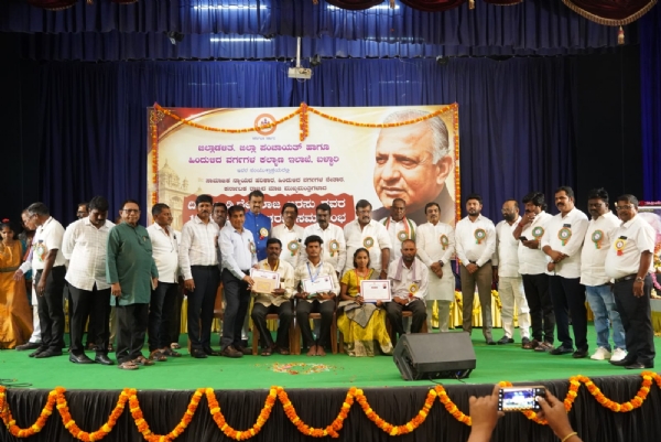 ಡಿ.ದೇವರಾಜ ಅರಸು ಅವರ ಸಾಮಾಜಿಕ ನ್ಯಾಯದ ಆಶಯ ಮೈಗೂಡಿಸಿಕೊಳ್ಳಿ: ಲಿಡ್ಕರ್ ಅಧ್ಯಕ್ಷ ಮುಂಡರಗಿ ನಾಗರಾಜ