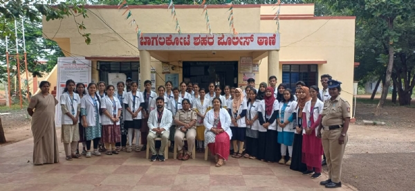 ಪೋಲಿಸ್ ಪೋಲಿಸ್