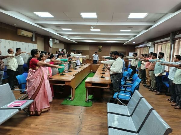 ಸದ್ಭಾವನಾ ದಿನ: ಪ್ರತಿಜ್ಞಾ ವಿಧಿ ಸ್ವೀಕಾರ