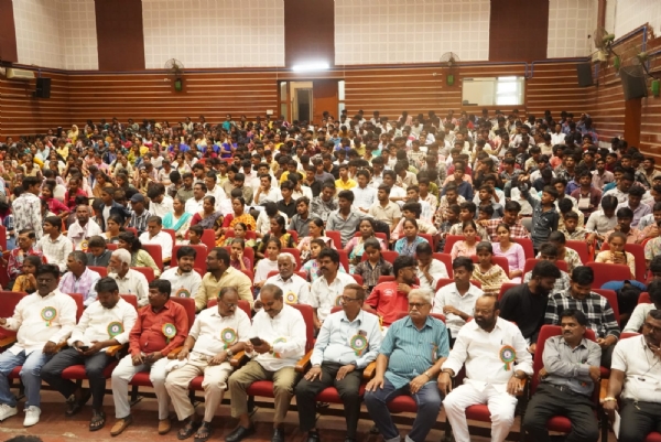 ಡಿ.ದೇವರಾಜ ಅರಸು ಅವರ ಸಾಮಾಜಿಕ ನ್ಯಾಯದ ಆಶಯ ಮೈಗೂಡಿಸಿಕೊಳ್ಳಿ: ಲಿಡ್ಕರ್ ಅಧ್ಯಕ್ಷ ಮುಂಡರಗಿ ನಾಗರಾಜ