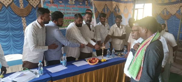 ಕೋಲಾರ ತಾಲ್ಲೂಕಿನ ವಿಟ್ಟಪ್ಪನಹಳ್ಳಿ ಹಾಲು ಉತ್ಪಾದಕರ ಸಹಕಾರ ಸಂಘದ ವಾರ್ಷಿಕ ಮಹಾಸಭೆ ನಡೆಯಿತು.