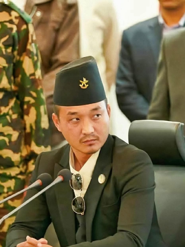 नेपाल के गृहमंत्री सुदन गुरूंग नेपाल के गृहमंत्री सुदन गुरूंग
