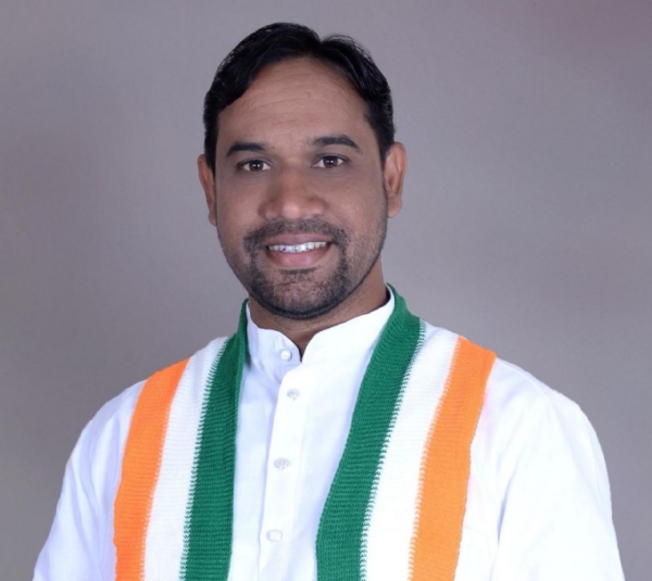 ಅಷ್ಪಕ್ ಕುಮಟಾಕರ್