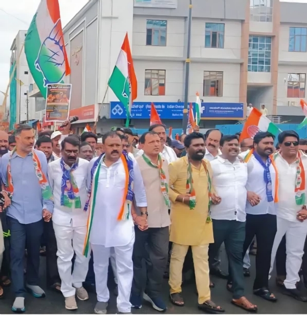 ಕಾಂಗ್ರೆಸ್ ಮತ್ತು ಕಾಂಗ್ರೆಸ್ಸಿಗರು ಸಚಿವ ಬಿ. ನಾಗೇಂದ್ರ ಜೊತೆಗಿದ್ದಾರೆ :