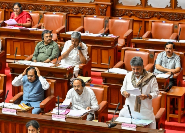 ಪರಿಷತ್ ನಲ್ಲಿ ಮುಖ್ಯಮಂತ್ರಿ