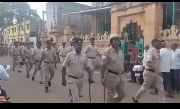 ಪೋಲಿಸ್ ಪೋಲಿಸ್