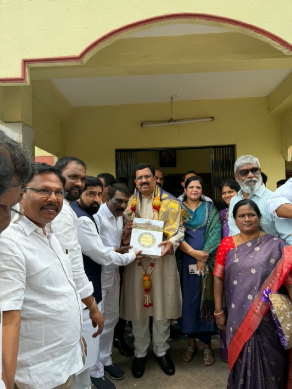 ಬಳ್ಳಾರಿ : ರಾಜ್ಯಸಭಾ ಸದಸ್ಯ ಡಾ. ಸಯ್ಯದ್ ನಾಸೀರ್ ಹುಸೇನ್ ಅವರ 56ನೇ ಹುಟ್ಟುಹಬ್ಬ