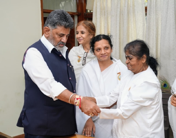 Brahma Kumaris Sisters Tie Rakhis to DCM DK Shivakumar on Nool Hunnime