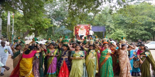 ಸಾಮಾಜಿಕ, ಆರ್ಥಿಕ ಸುಧಾರಣೆಗೆ ನಾರಾಯಣ ಗುರುಗಳ ಕೊಡುಗೆ ಅಪಾರ