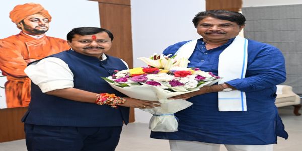 ಬಿಜೆಪಿ ರಾಷ್ಟ್ರೀಯ ಅಧ್ಯಕ್ಷ ನಿತಿನ್ ನವೀನ್ ಭೇಟಿಯಾದ ಆರ್. ಅಶೋಕ್