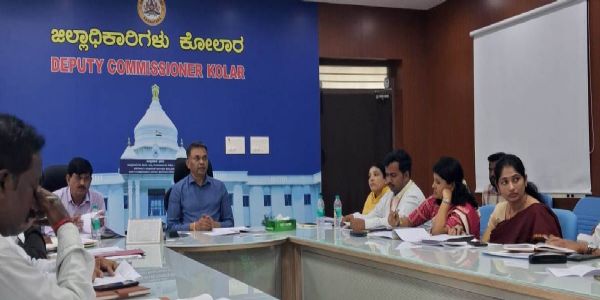 ಕೆರೆಗಳ ಸಂರಕ್ಷಣೆಗೆ ಜಿಲ್ಲಾಧಿಕಾರಿ ಎಂ.ಆರ್ ರವಿಕುಮಾರ್ ಕರೆ