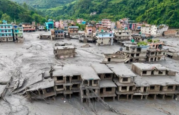 नेपाल में बाढ़ (फाइल फोटो)।