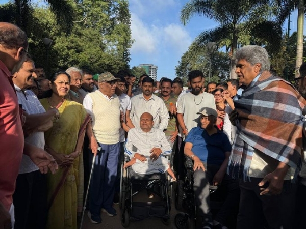 lalbagh-public-protest-opposes-5-percent-park-land-use-amendment-bill