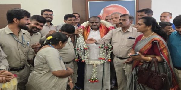 ಬೆಂಗಳೂರಿನಲ್ಲಿ ಬಿಎಚ್ಇಎಲ್ ಕಾರ್ಮಿಕರ ಸಭೆ