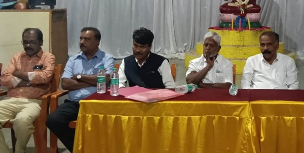 ಸೇವೆಯಿಂದ ನಿವೃತ್ತಿಯಾದ ಕರ್ನಾಟಕ ರಾಜ್ಯ ಸರ್ಕಾರಿ ಎಸ್ಸಿ, ಎಸ್ಟಿ ನೌಕರರ ಸಮನ್ವಯ ಸಮಿತಿ ಗೌರವಾಧ್ಯಕ್ಷ ಜಿ.ಶ್ರೀನಿವಾಸ್ ರವರನ್ನು ಕೋಲಾರದಲ್ಲಿ ಬೀಳ್ಕೊಡಲಾಯಿತು.