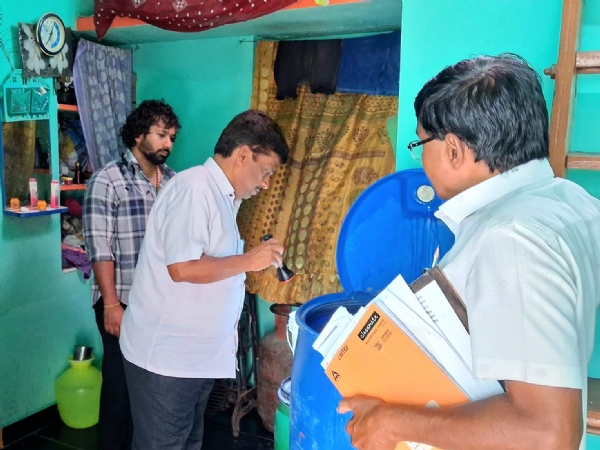 ಬಸರಕೋಡು ಉಪಕೇಂದ್ರಕ್ಕೆ ಡಾ. ಆರ್. ಅಬ್ದುಲ್ಲಾ ಭೇಟಿ : ಸಾಂಕ್ರಾಮಿಕ ರೋಗ ತಡೆಗೆ ಕ್ರಮ