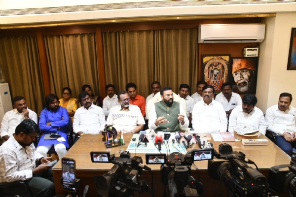 If B. Nagendra has a conscience, he should resign from the ministerial post immediately: BJP leader B. Sriramulu If B. Nagendra has a conscience, he should resign from the ministerial post immediately: BJP leader B. Sriramulu