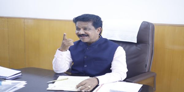 ರಾಹುಲ್ ಗಾಂಧಿ ವಿರುದ್ಧದ ಎಫ್ಐಆರ್ ದಾಖಲು ಪ್ರಜಾಪ್ರಭುತ್ವದ ಮೇಲಿನ ಗಂಭೀರ ದಾಳಿ:ಸಚಿವ ಟಿ. ರಘುಮೂರ್ತಿ