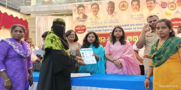 ಕೋಳಾಲದಲ್ಲಿ ಪ್ರಜಾಸೇವೆ ಅಭಿಯಾನ: ಕೂಲಿ ಕಾರ್ಮಿಕರಿಗೆ ಜಾಬ್ ಕಾರ್ಡ್ ವಿತರಣೆ