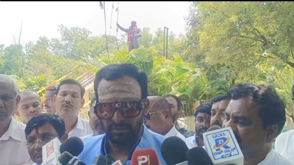 ಸಚಿವ