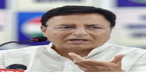 ಯುಪಿಐ ಶುಲ್ಕ: ಲಾಭ ಅಮೆರಿಕನ್ ಕಂಪನಿಗಳಿಗೆ, ಹೊರೆ ಸಾಮಾನ್ಯ ಭಾರತೀಯರಿಗೆ; ಸುರ್ಜೇವಾಲ