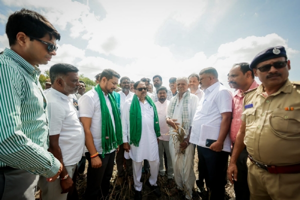 ಬರ ಪರಿಶೀಲನೆ ನಡೆಸಿದ ಪರಮೇಶ್ವರ