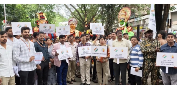 VOTER-LIST-REVISION-AWARENESS-CAMPAIGN-IN-JAYANAGAR-THROUGH-DOLLUKUNITHA VOTER-LIST-REVISION-AWARENESS-CAMPAIGN-IN-JAYANAGAR-THROUGH-DOLLUKUNITHA